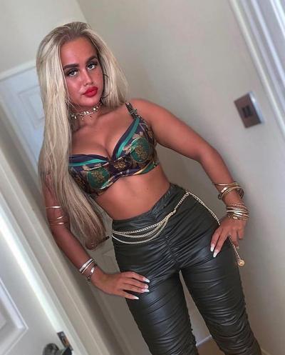 25P Naomi Quilligan Gypsy Slut