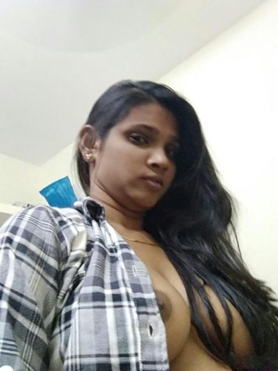 25P Bigboob Banker girlfriend