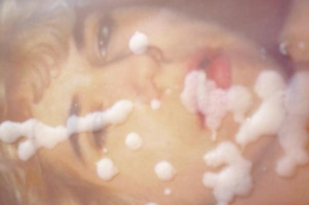 6P JanachemBe takes TosserTim's spunk all over her face