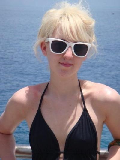 25P Tiny Bikini Teen