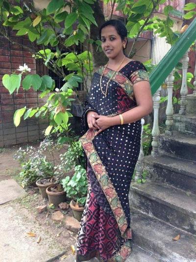 6P Nude Traditional south Indian wife