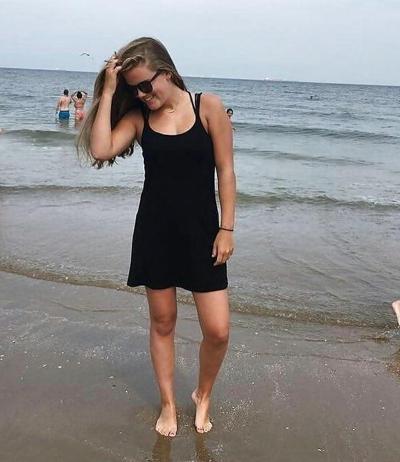 19P Young sexy girl