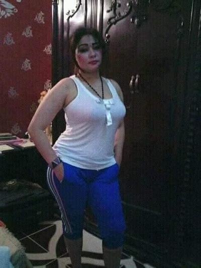 25P fuck my whore wife
