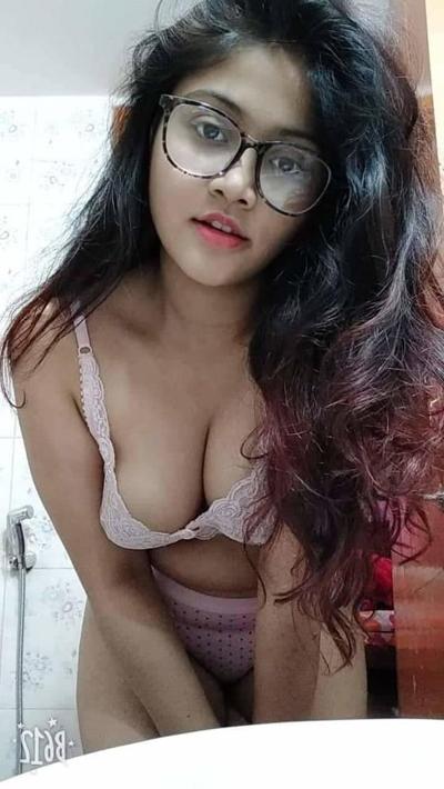 8P Bengali university girl saribotee