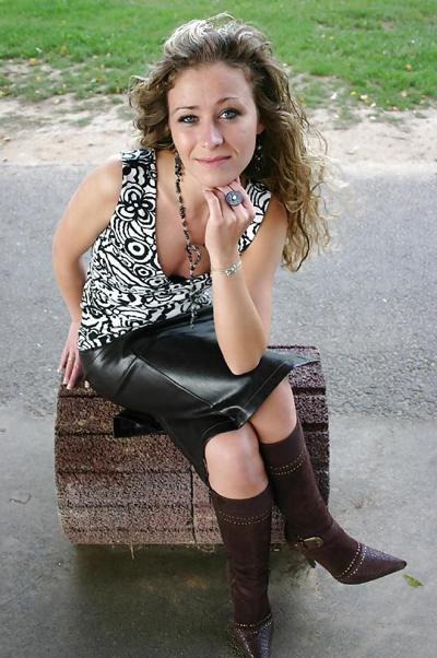 9P Nathalie in leather 