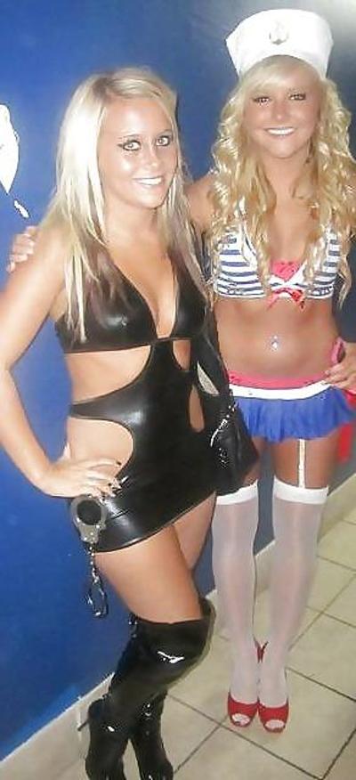 20P Amateurs in Stockings, Pantyhose and Nylons
