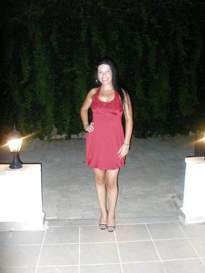 9P Sexy Turkish Milf Legs