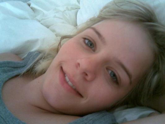 25P Sexy Amateur Wife