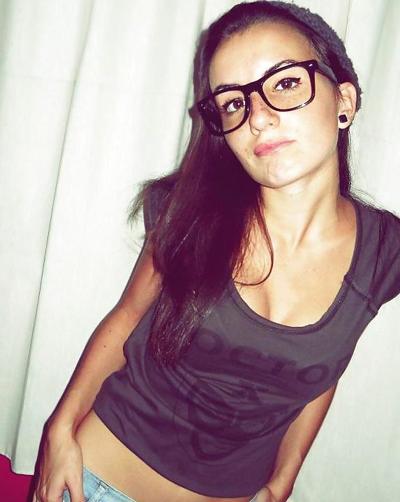 25P Brunette Florencia Facebook Friend - BBenito