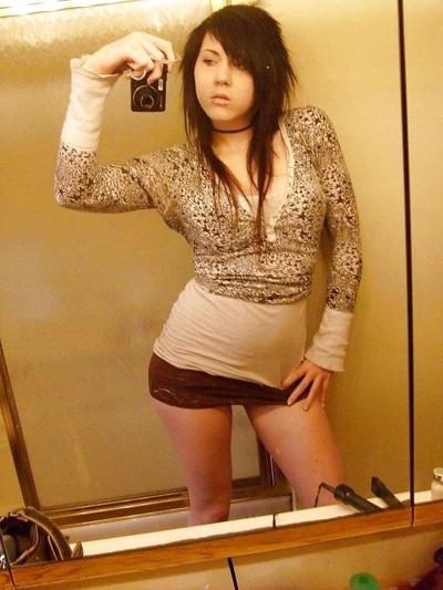 4P Sexy emo