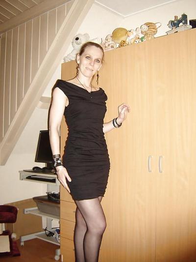 11P Nathalie horny mom dirty comments