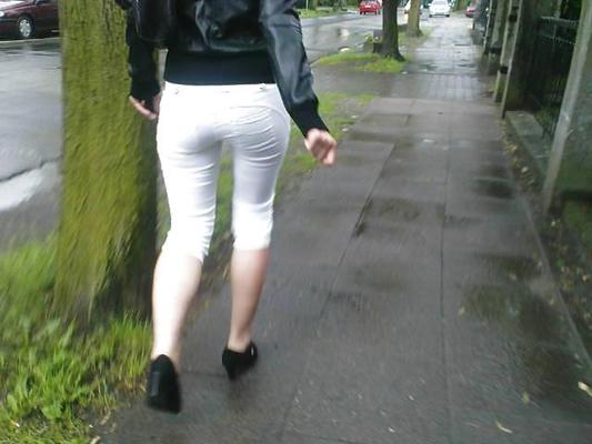 8P Sexy Black and White Polish Ass.