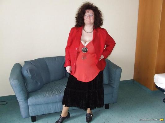 16P Dutch mature 06