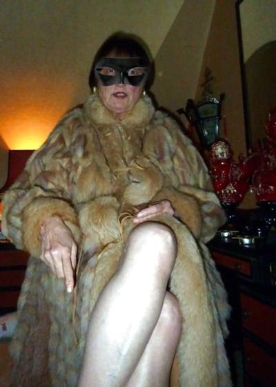 10P My Shy Wife - xmas eve