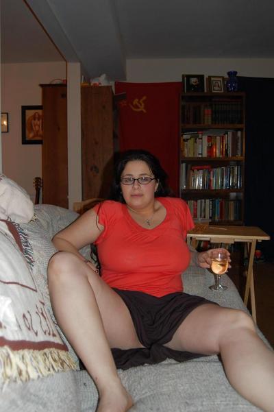 10P Hot slut mature mom