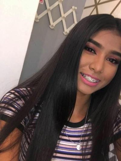 25P Kenia Valenz - adolescente 2