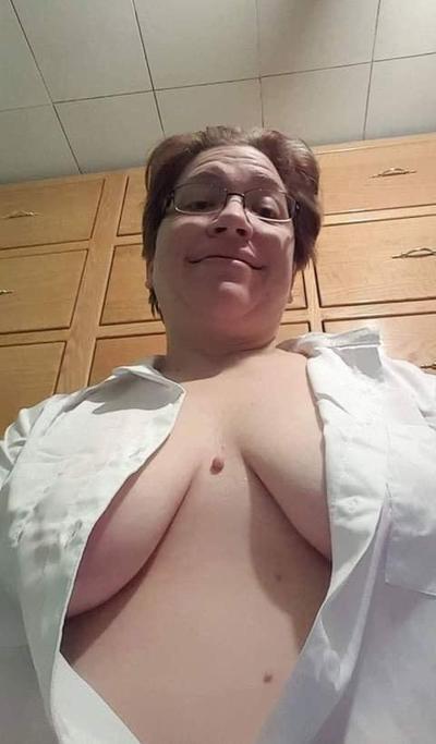 25P Badoo and facebook