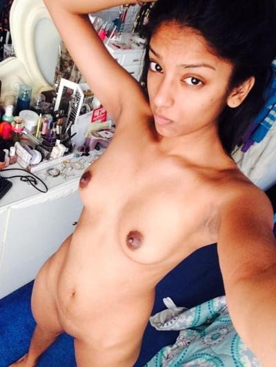 7P Amazing indian girl teen nude