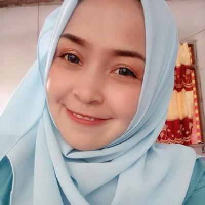 11P Gadis melayu tetek besar