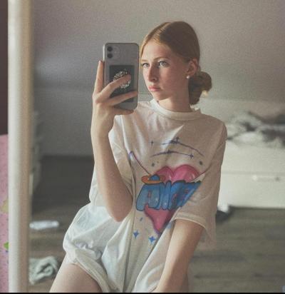 25P Die 20-jährige Möchtegern-Influencerin Vanessa
