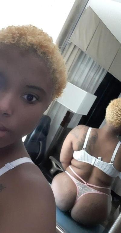 7P Ebony Submissive in White