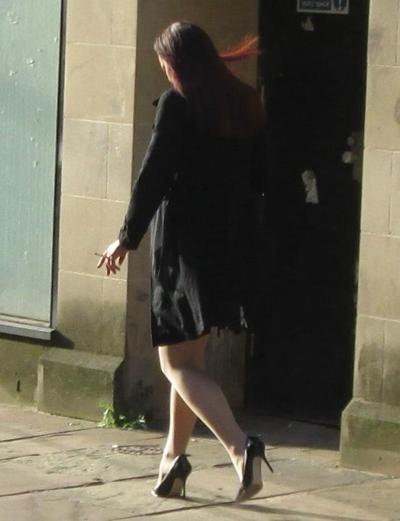 25P pantyhose in public 4