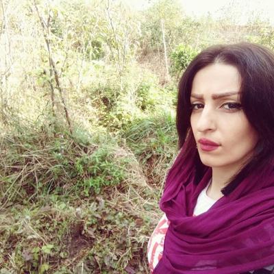 17P Iran Teen girls 25