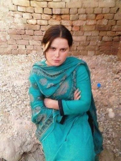9P Desi sonia bhabhi sexy bhabhi