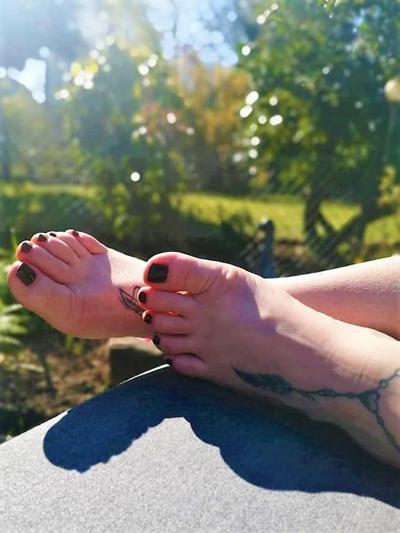 25P Sexy Feet 32