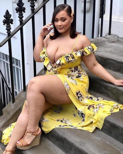 25P Robust &amp; Mature: Curvaceous Cuties, v3