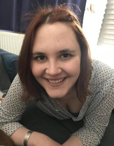 10P Young shy wife
