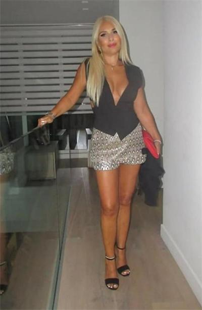 25P Italian blonde milf