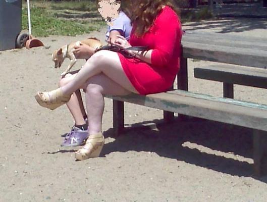 9P Sexy BBW mit großen Oberschenkeln – offen in der Öffentlichkeit