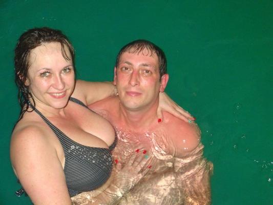 22P Femme Russe Aux Gros Seins 3696