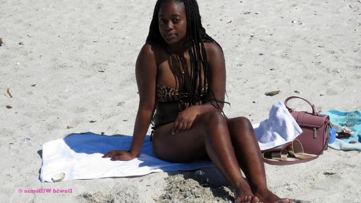 22P South Africa - Girls posing 16