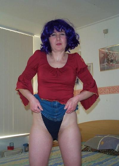 25P Dutch Slut Tieneke