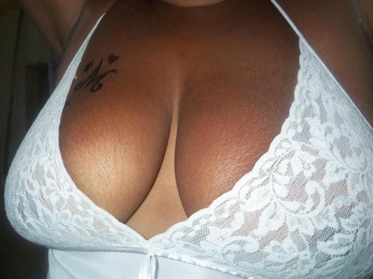 12P 100 % Amateur-Harte Nippel durchsichtig 01