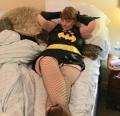 25P Carmen's Batgirl Cosplay