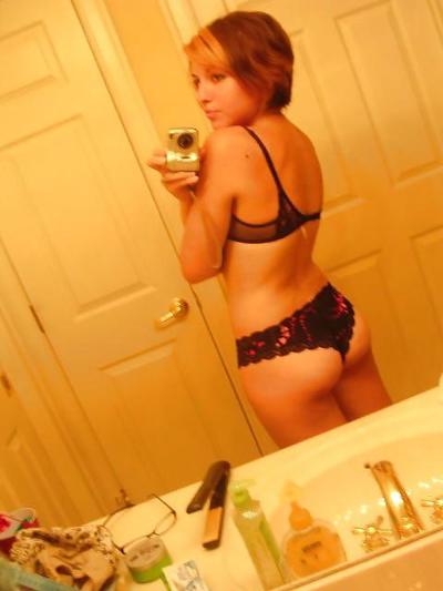 25P Self Shot Teens in Heat