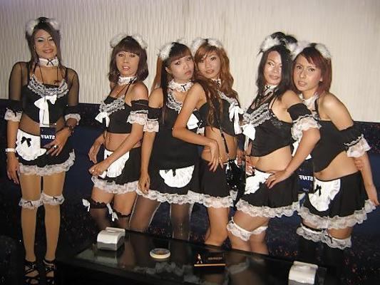 20P French maids 