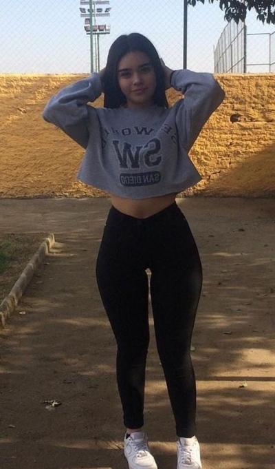 16P Sexy sports girls