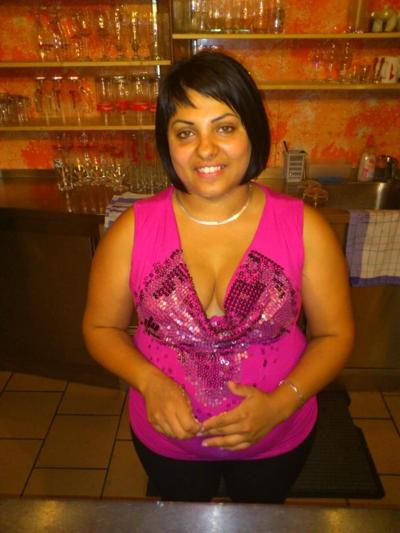 6P 20120720 chuby waitress COMMENTS ARE WELCOME