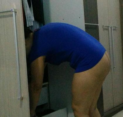21P MILF Mom Amateur Photo Shower