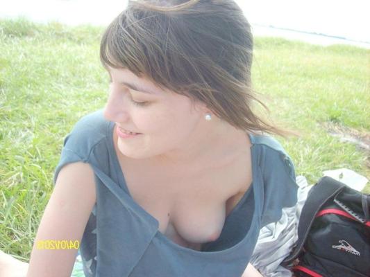 25P Downblouse and pokies
