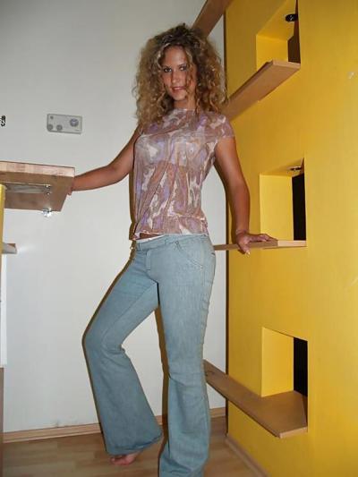 12P Curly hair, puffy nipples, sexy body - N. C. 