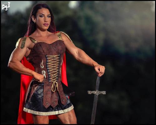 25P Nadia Capotosto! Thick Strong Gorgeous!