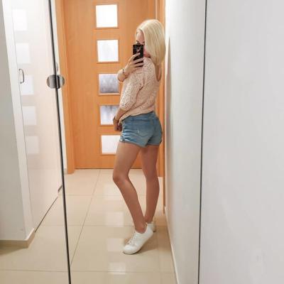 25P Hot ukrainian gril who likes double anal showing her body 2