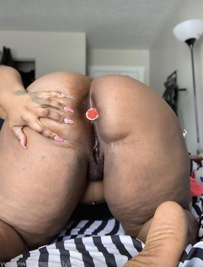 12P Bbw vendiéndose a ti