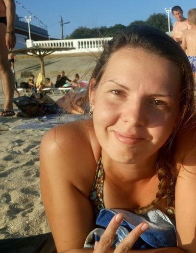 13P sexy young wife