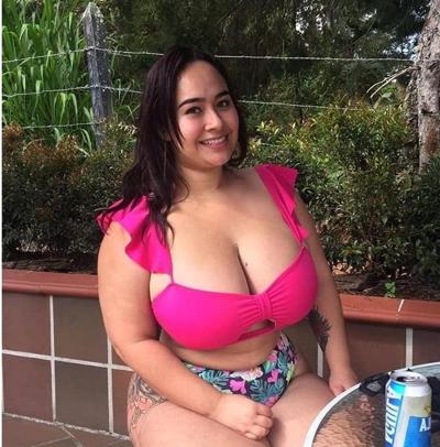 6P Busty BBW Amateur 23